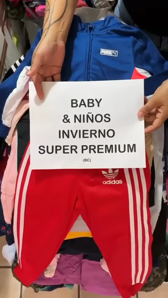 Conjunto deportivo de niño de una paca super premium
